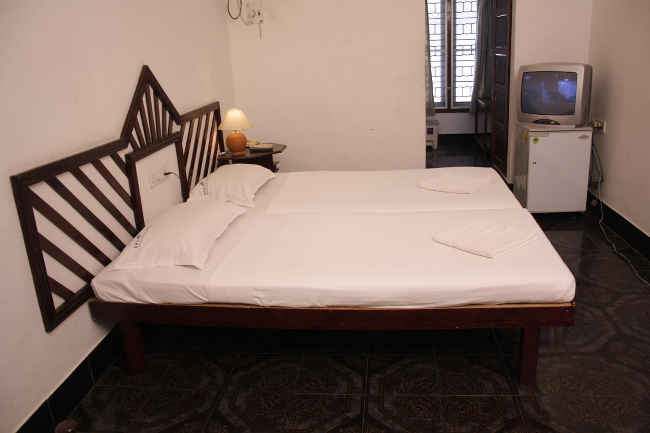 Raja Hotel Kovalam Kültér fotó