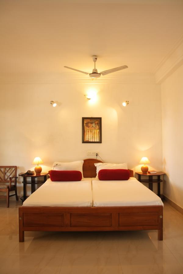 Raja Hotel Kovalam Kültér fotó