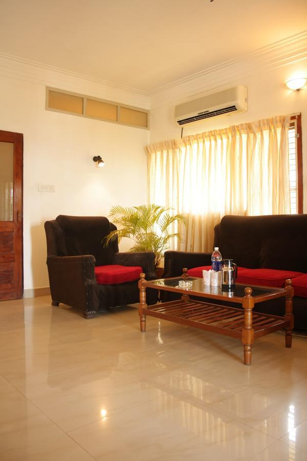 Raja Hotel Kovalam Kültér fotó