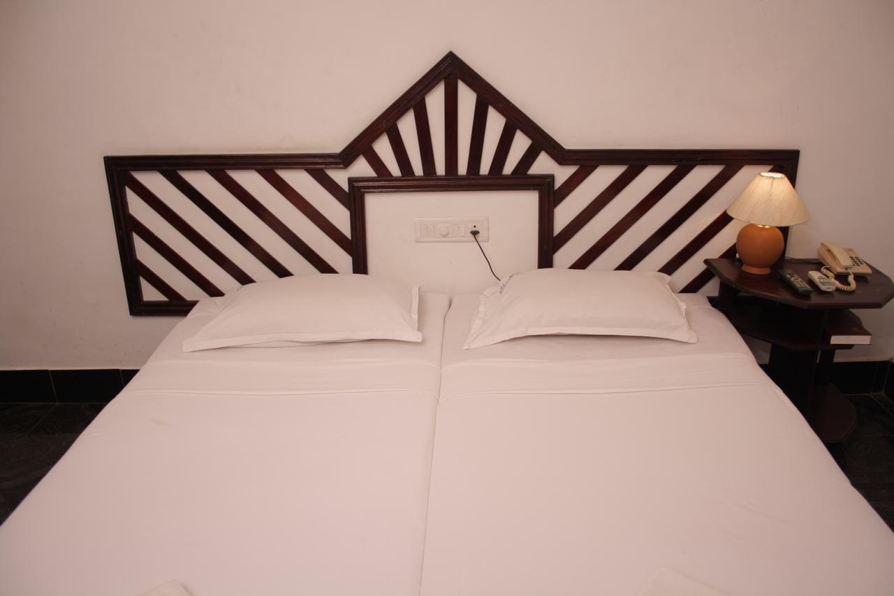 Raja Hotel Kovalam Kültér fotó