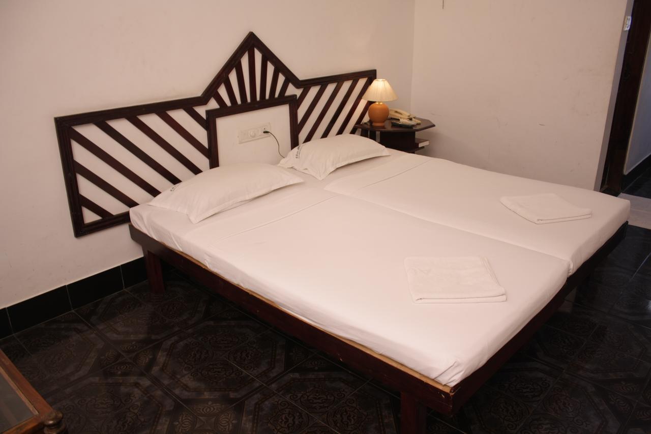 Raja Hotel Kovalam Kültér fotó