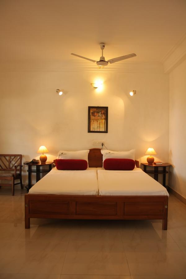 Raja Hotel Kovalam Kültér fotó